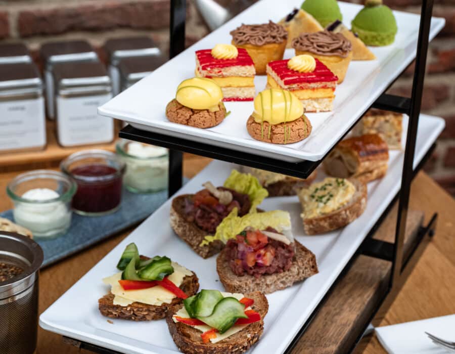 restaurant bakkerij vroeg - paas high tea
